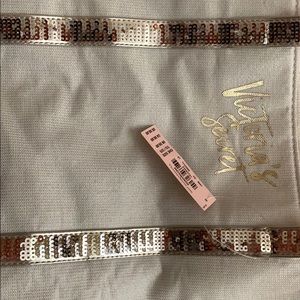 Gorgeous crème&gold VS ! **NEW WITH TAGS**